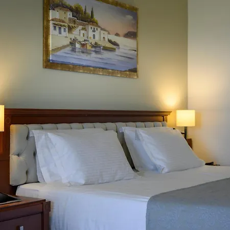Vantaris Palace 4*