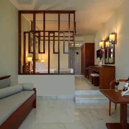 Otel Vantaris Palace Paralia Kourna