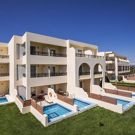 Vantaris Palace 4*